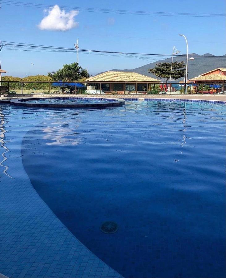 Apartamento com Varanda